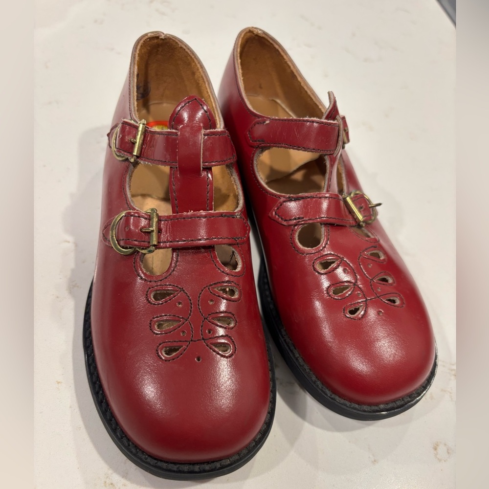 Burgundy Buster Brown Shoes size 11 New Girls